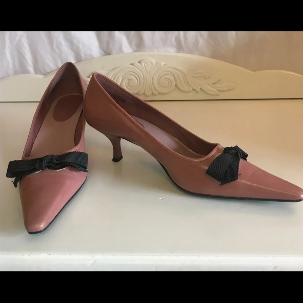 Enzo Angiolini Dusty Mauve Kitten Heels